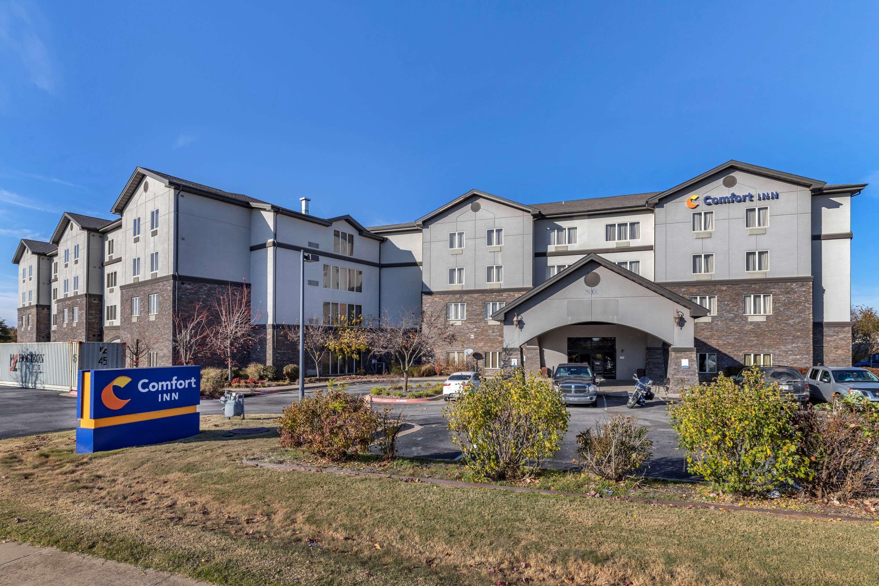 Comfort Inn Bentonville - Crystal Bridges Экстерьер фото