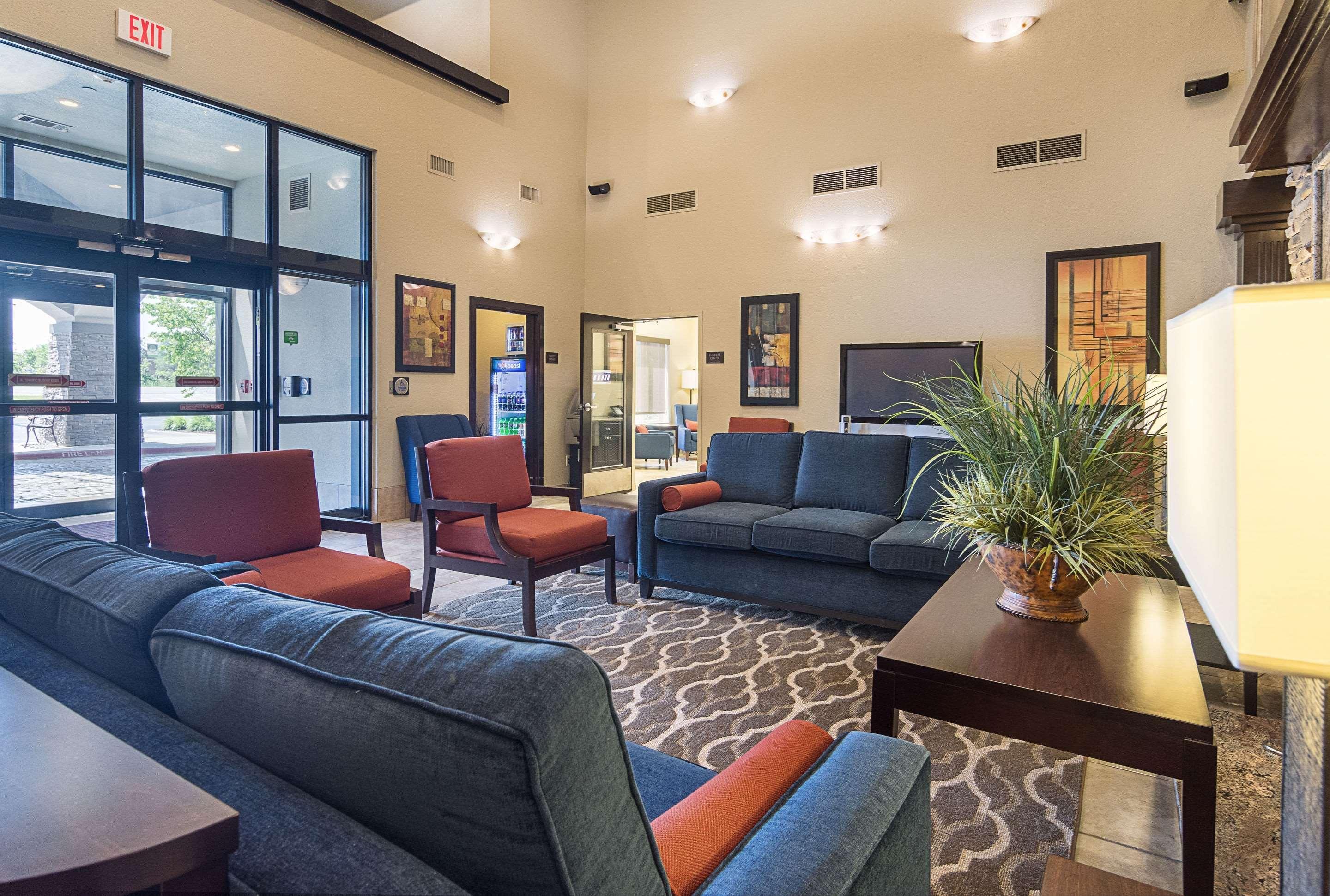 Comfort Inn Bentonville - Crystal Bridges Экстерьер фото