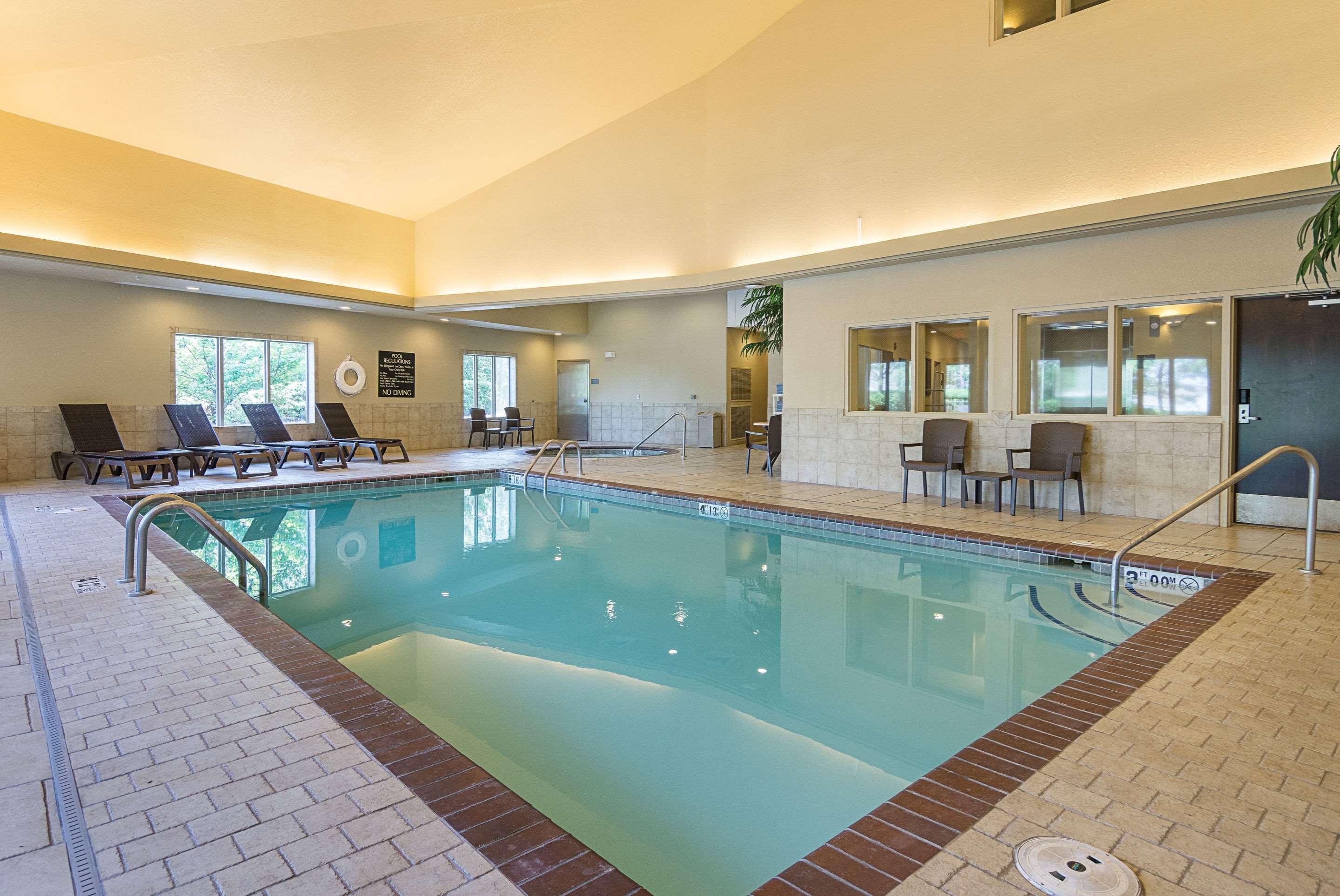 Comfort Inn Bentonville - Crystal Bridges Экстерьер фото