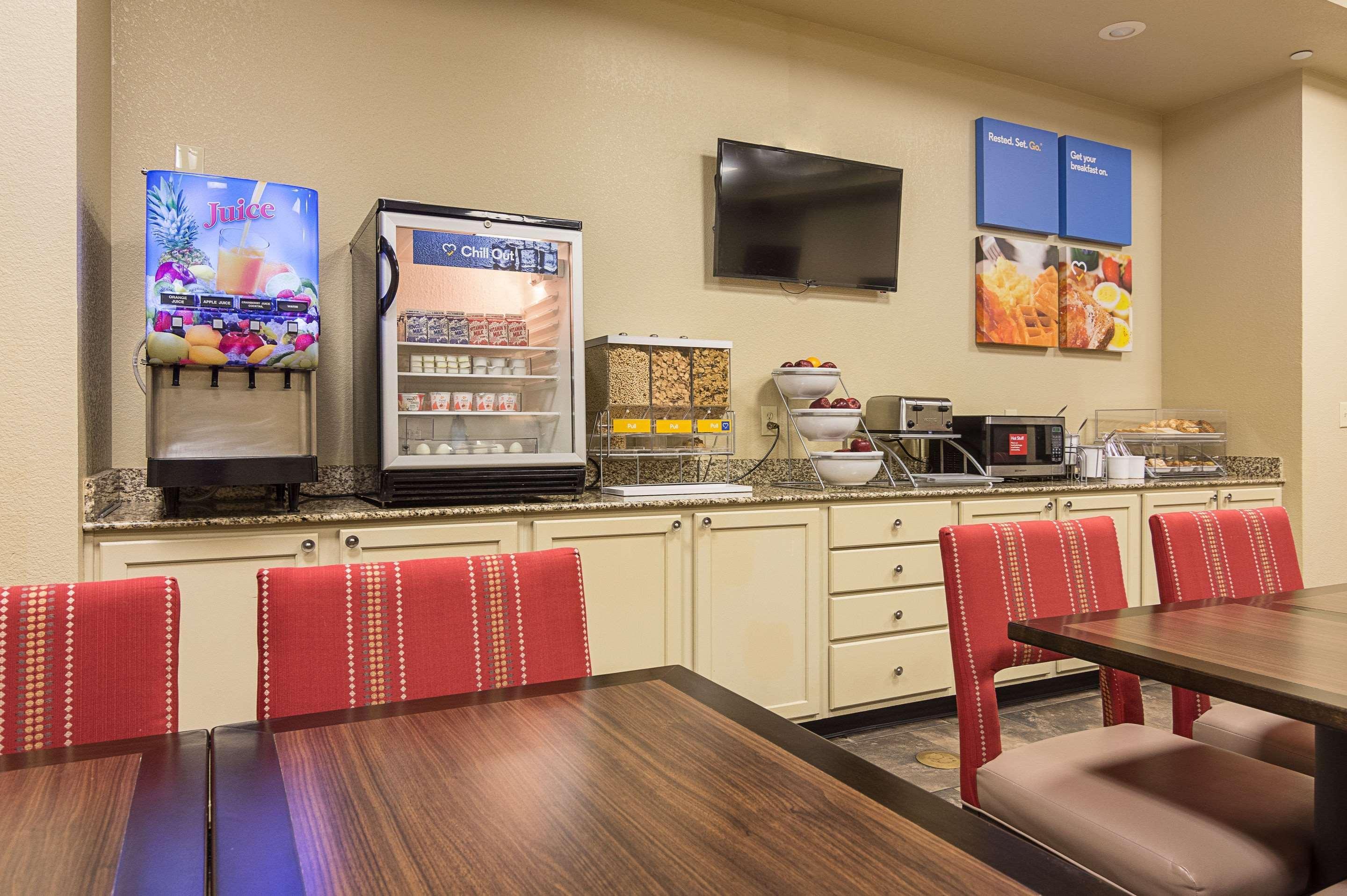 Comfort Inn Bentonville - Crystal Bridges Экстерьер фото