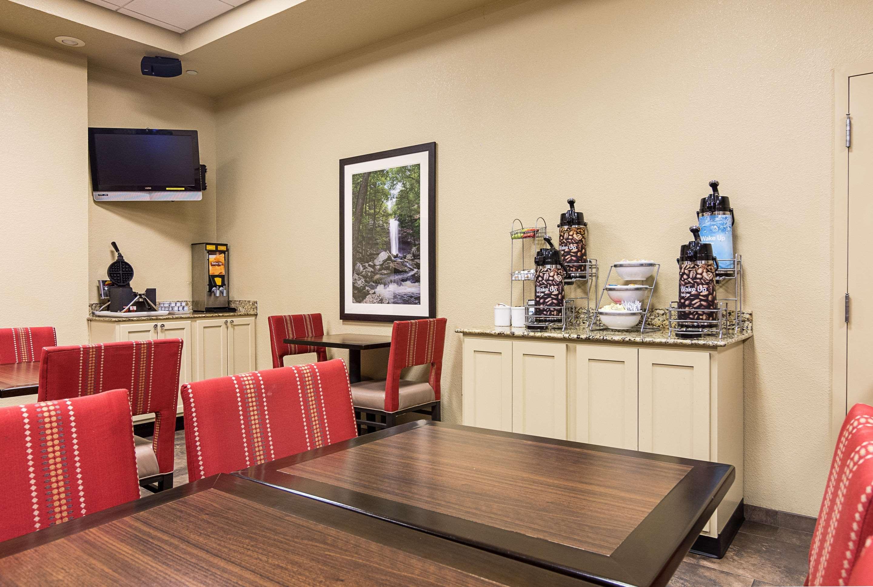 Comfort Inn Bentonville - Crystal Bridges Экстерьер фото